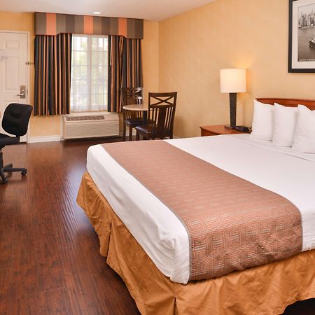 Best Western Palm Garden Inn Westminster Luaran gambar